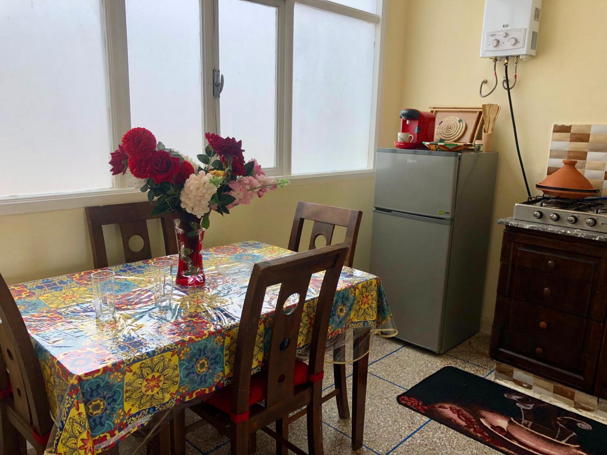 Appartement A 10 Min De La Plage, Du Centre Et Du Palais - Wifi Debit Et Parking Gratuit *